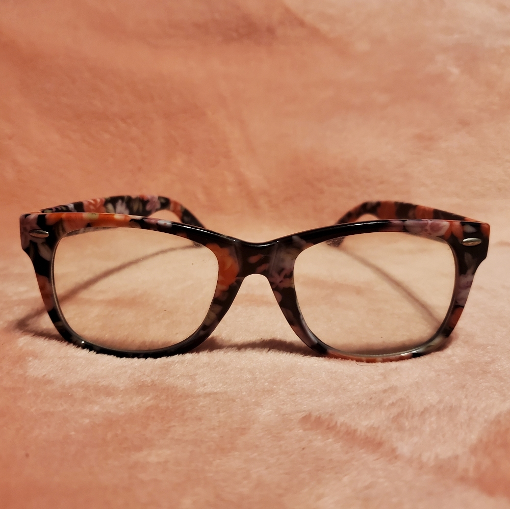 Fashion glasses